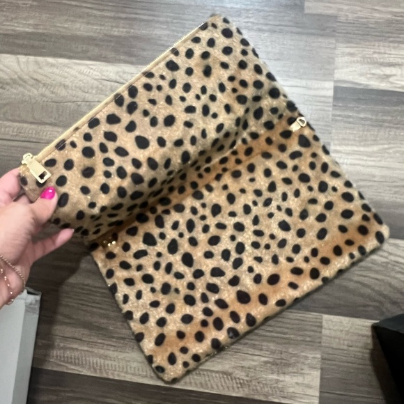 Leopard foldover handbag - Picture 2 of 2